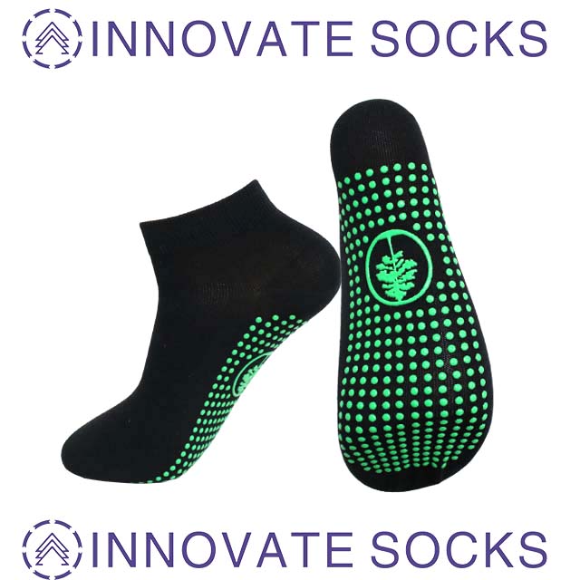 Diseño personalizado calcetines de trampolín de agarre nocturno